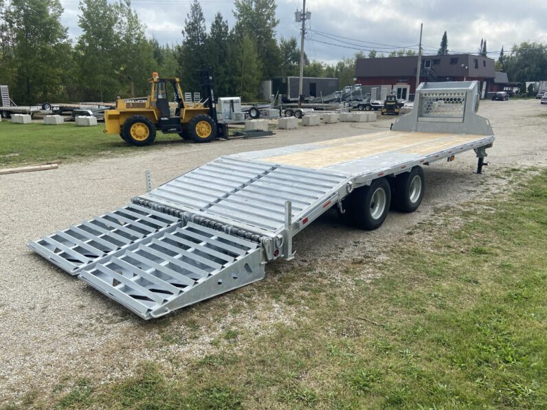 
								2025 Triumph 20+5ft Beavertail Gooseneck Flatbed 28,800lbs full									