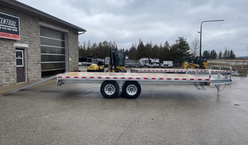 
								2025 One-Sixteen 102″ x 20ft Deckover Flatbed 14,000lbs full									