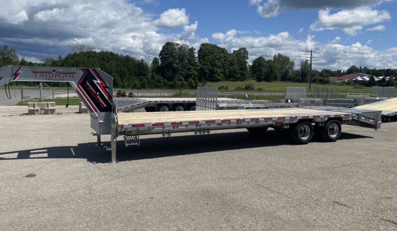 
								2025 Triumph 25+5ft Beavertail Gooseneck Flatbed 28,800lbs full									