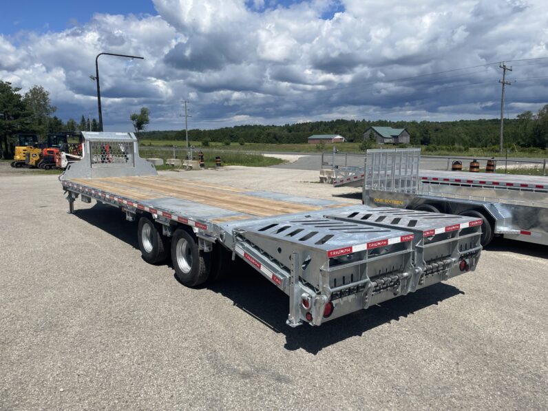 
								2025 Triumph 25+5ft Beavertail Gooseneck Flatbed 28,800lbs full									