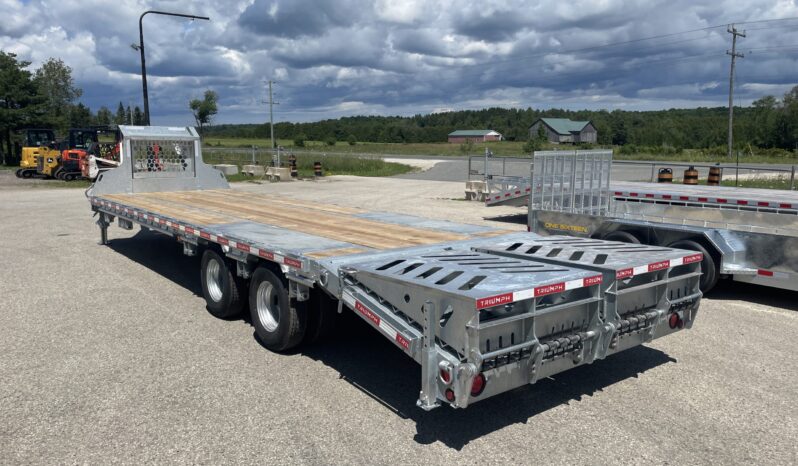 
								2025 Triumph 25+5ft Beavertail Gooseneck Flatbed 28,800lbs full									