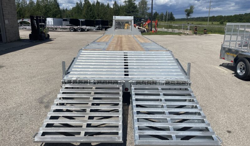 
								2025 Triumph 25+5ft Beavertail Gooseneck Flatbed 28,800lbs full									