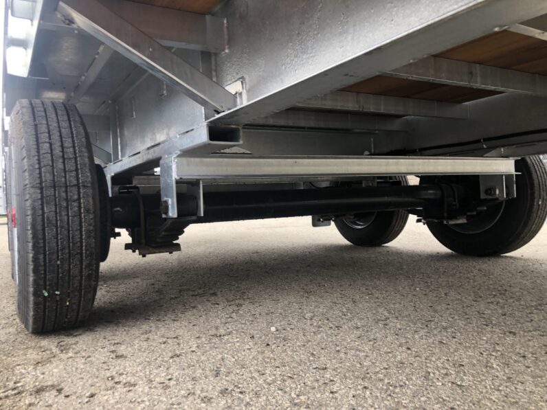 
								2025 K-Trail 20+5ft Beavertail Gooseneck Flatbed 23,325lbs full									