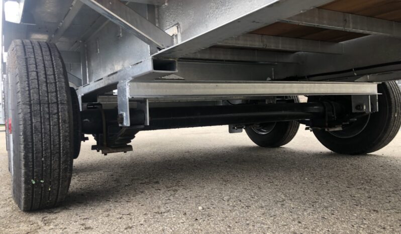 
								2025 K-Trail 20+5ft Beavertail Gooseneck Flatbed 23,325lbs full									