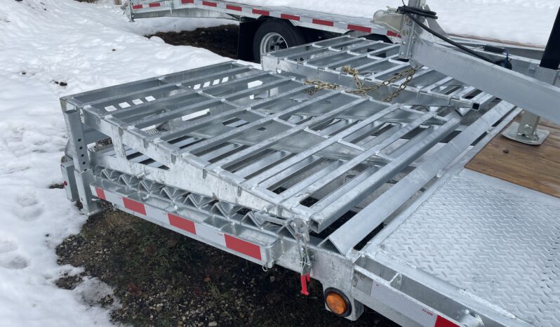 
								2025 One-Sixteen 20+5ft Beavertail Gooseneck Flatbed 28,800lbs full									