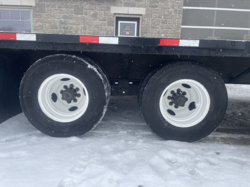 
								2020 Canada Trailers 30ft Gooseneck Flatbed 24,000lbs full									