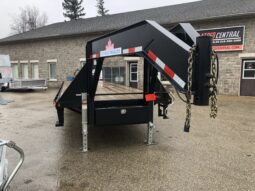 2020 Canada Trailers 30ft Gooseneck Flatbed 24,000lbs