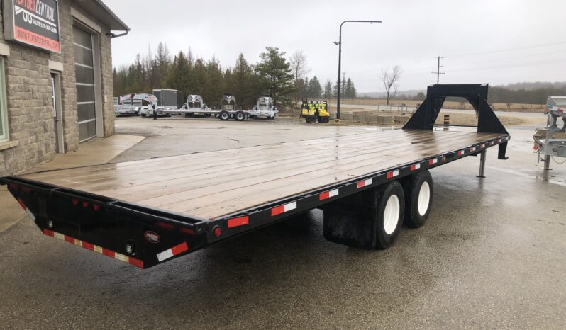 
								2020 Canada Trailers 30ft Gooseneck Flatbed 24,000lbs full									