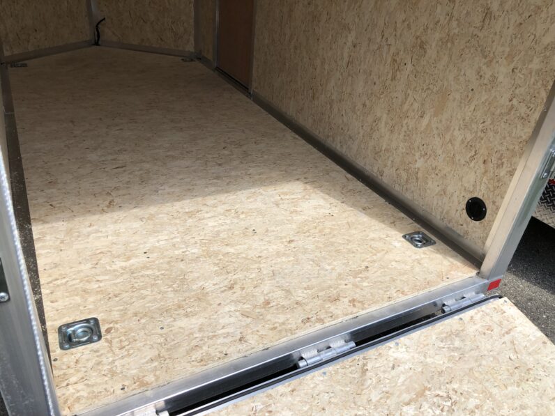 
								2025 Rocklyn Trailers 6x12ft Enclosed Trailers 2,990lbs full									