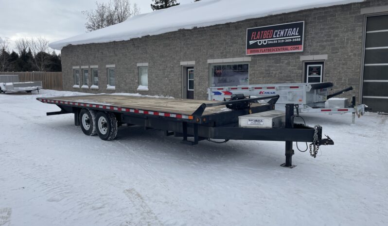 
								2022 Canada Trailers 102”x24ft Tilt Trailer 15,120lbs full									