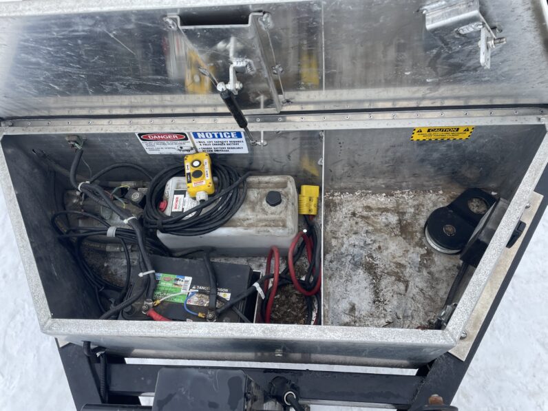 
								2022 Canada Trailers 102”x24ft Tilt Trailer 15,120lbs full									