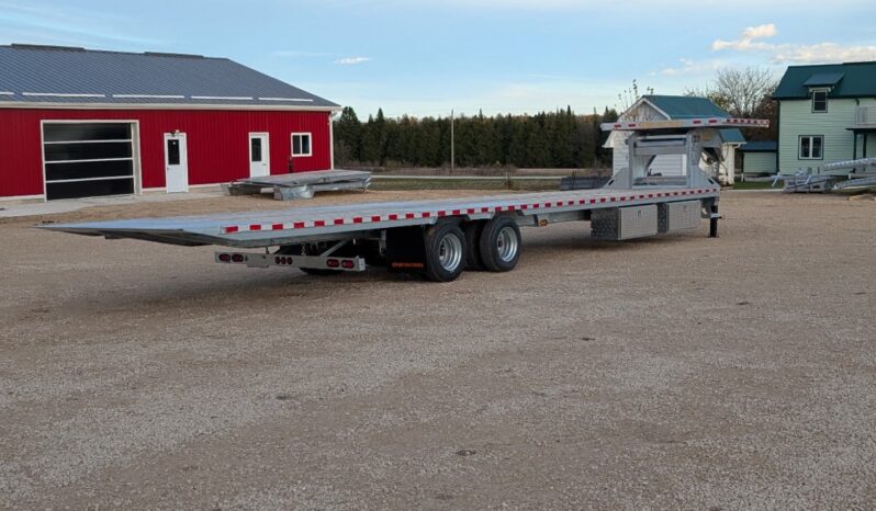 
								2026 One-Sixteen 40ft Gooseneck Full Tilt 36,000lb full									