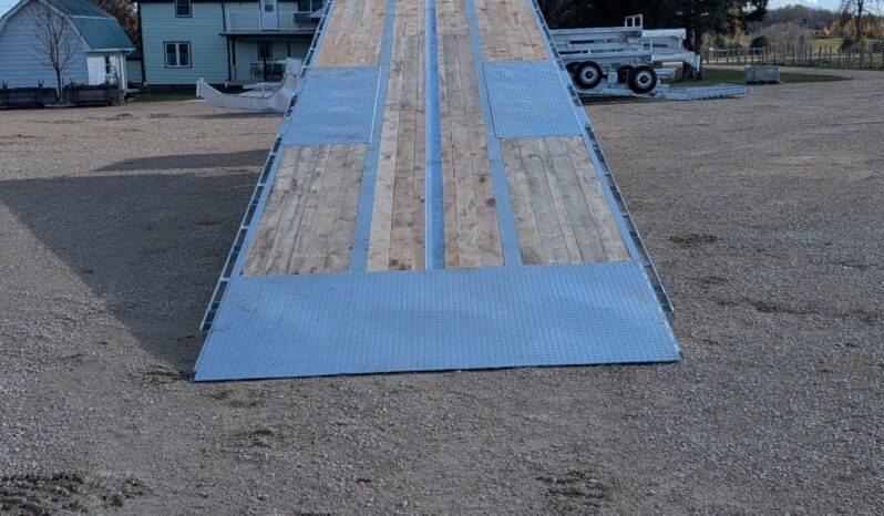 
								2026 One-Sixteen 40ft Gooseneck Full Tilt 36,000lb full									