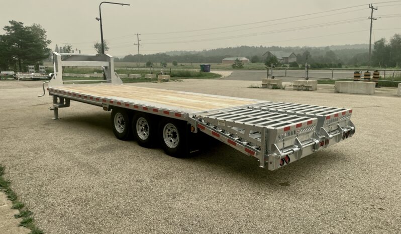 
								2027 One-Sixteen 20+5ft Beavertail Gooseneck Flatbed 21,000lbs full									