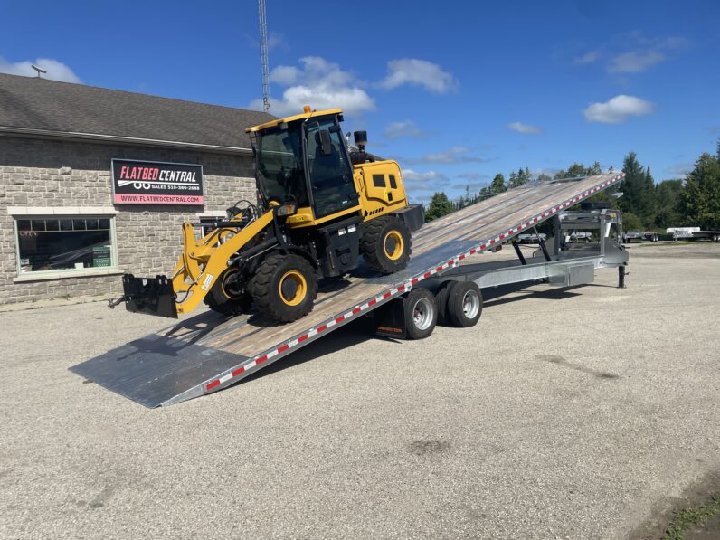 
								2027 One-Sixteen 40ft Full Tilt Gooseneck Flatbed 36,000lbs full									