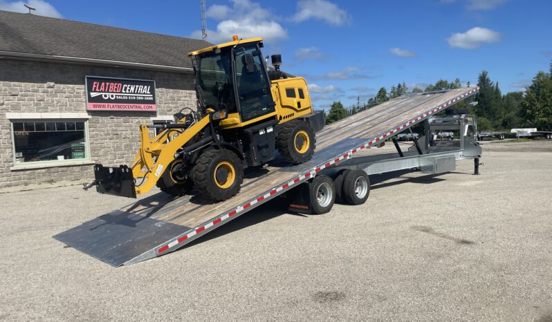 
								2027 One-Sixteen 40ft Full Tilt Gooseneck Flatbed 36,000lbs full									