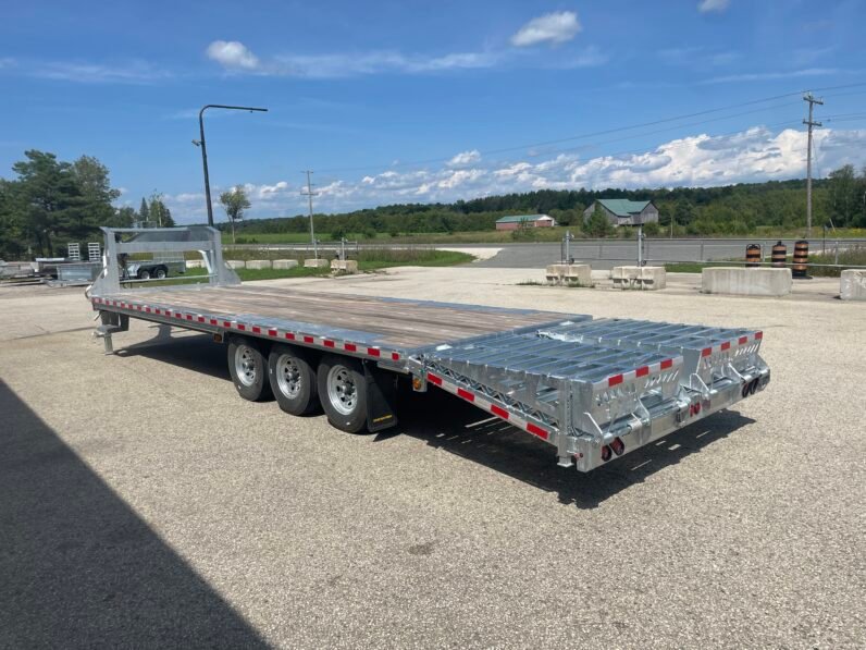 
								2027 One-Sixteen 24 5ft Beavertail Gooseneck Flatbed 25,000lbs full									