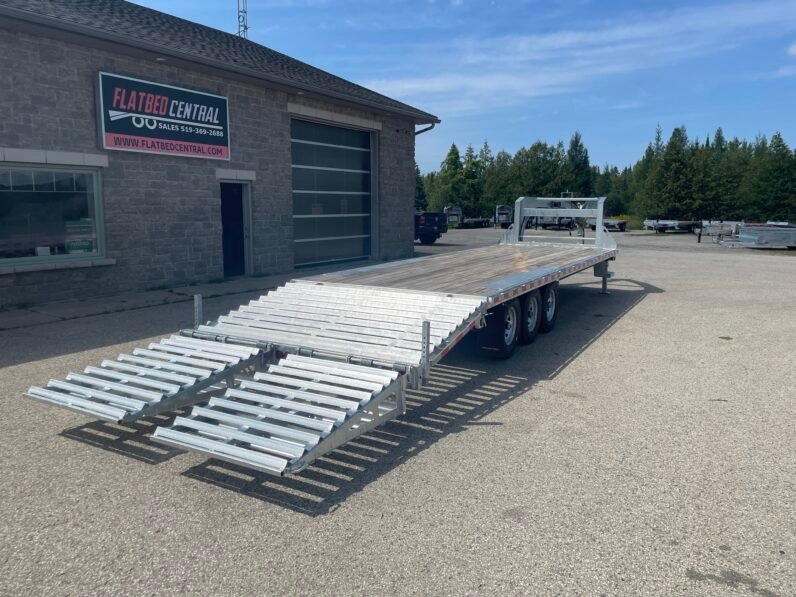 
								2027 One-Sixteen 24 5ft Beavertail Gooseneck Flatbed 25,000lbs full									