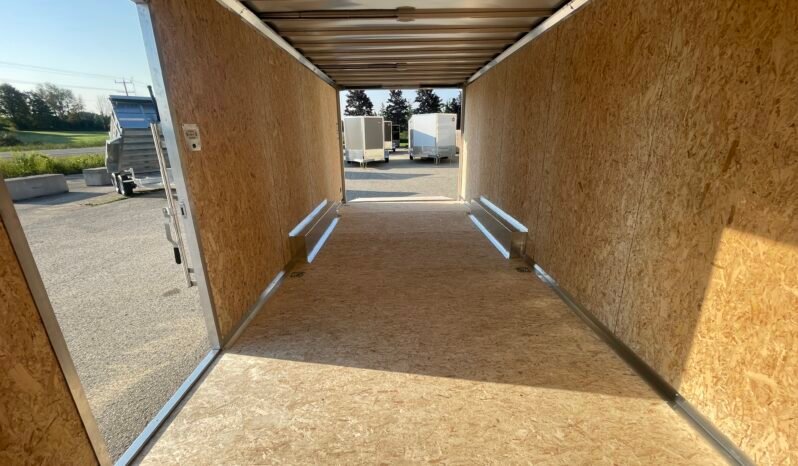 
								2027 Rocklyn Trailers 8.5x20ft Enclosed Trailer 9,900lbs full									