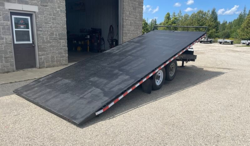 
								2019 Canada Trailers 22ft Deckover Tilt Trailer 15,120lbs full									