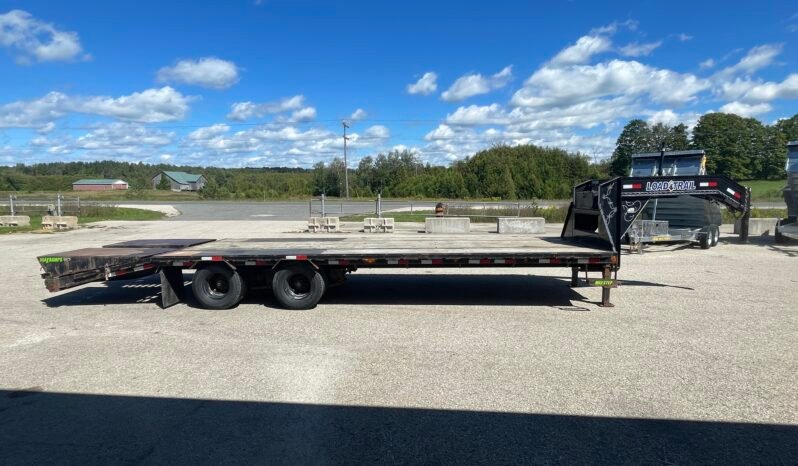 
								2021 Load Trail 28ft Gooseneck Flatbed 24,000lbs full									