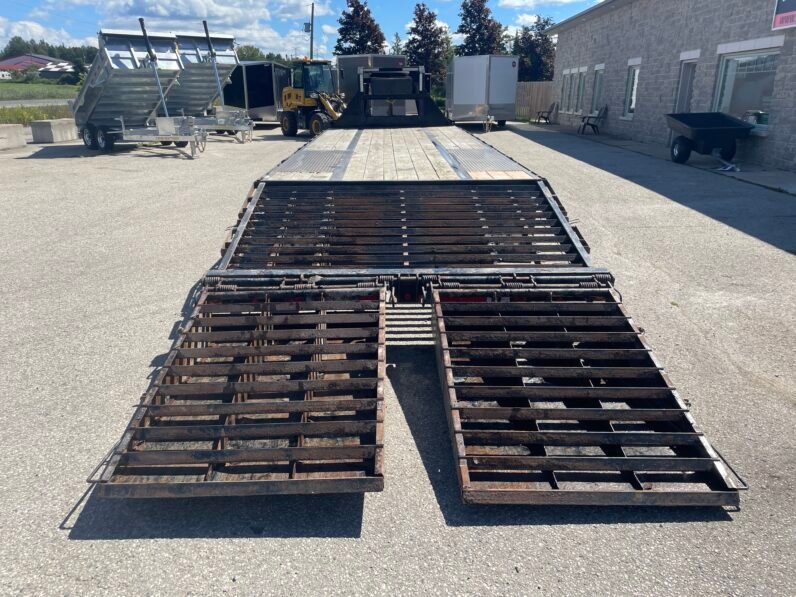 
								2021 Load Trail 28ft Gooseneck Flatbed 24,000lbs full									