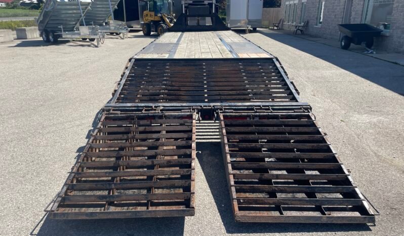 
								2021 Load Trail 28ft Gooseneck Flatbed 24,000lbs full									